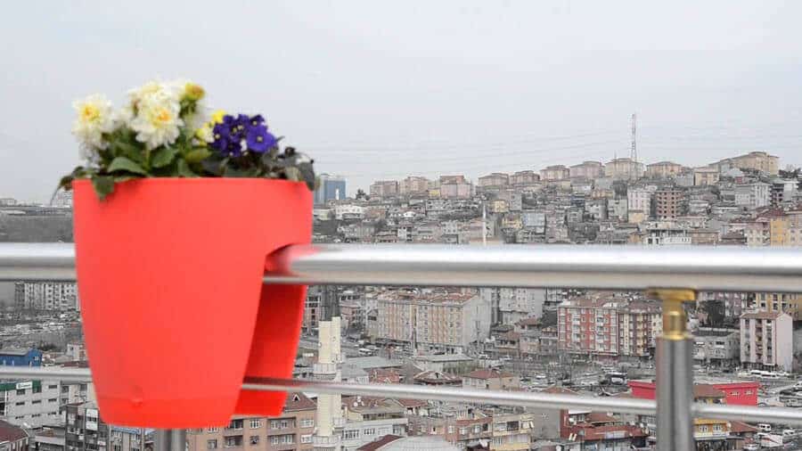 Balkon Demirine Takılan Süsler için +14 Fikir  