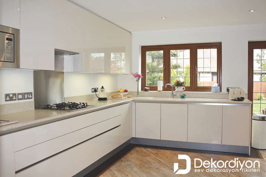 high gloss kapak mutfak dolaplari 2021 dekordiyon