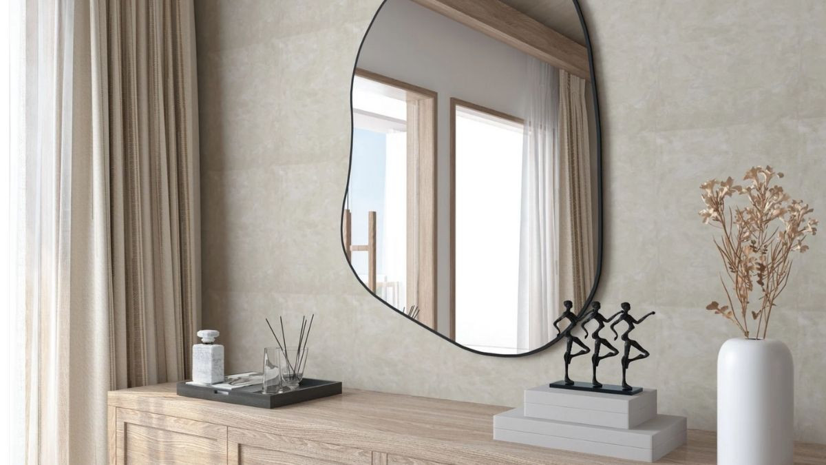 Konsol Üstü Ayna Modelleri ile Şık ve Dengeli Dekorasyon Konsol Üstü Ayna Modelleri ile Şık ve Dengeli Dekorasyon