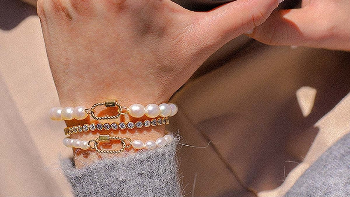 Gülaylar Altın Bileklik Koleksiyonu: Günlük ve Özel Kullanım  